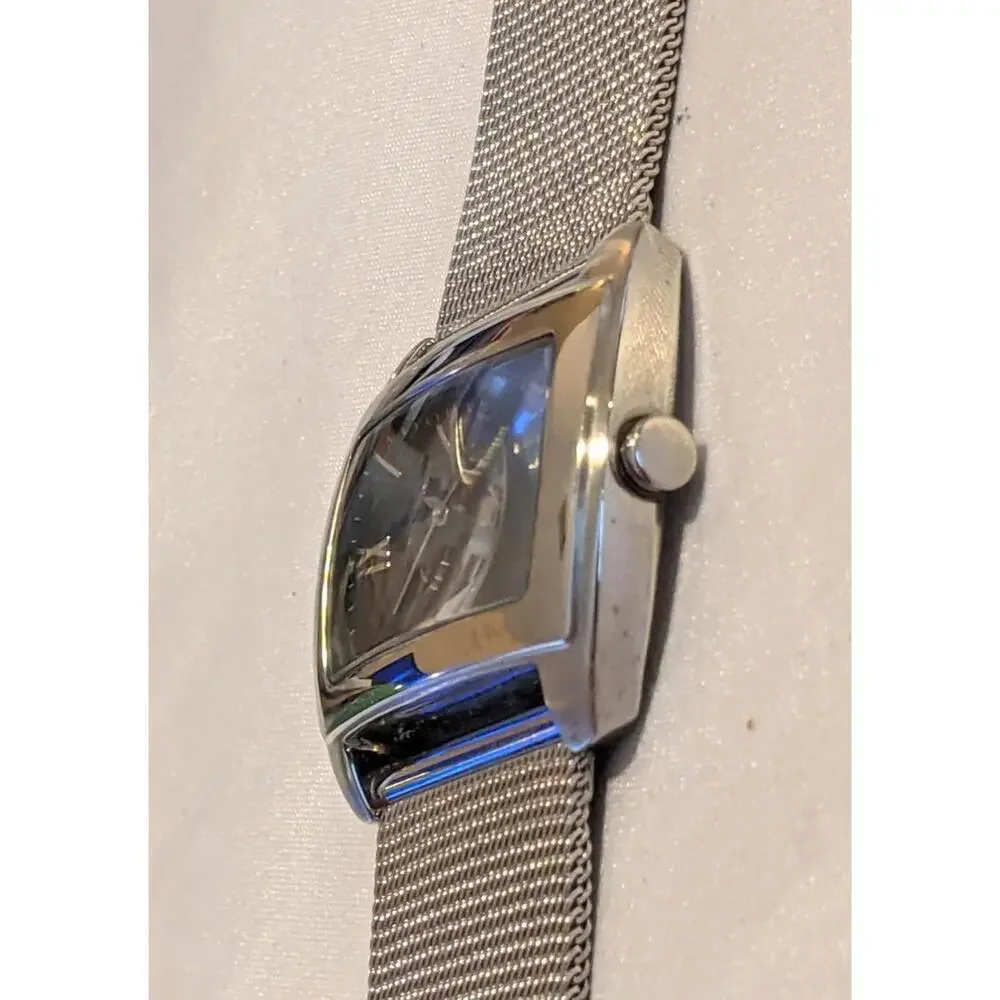 Vintage Women's Timex Easy Reader Quartz Watch 33mm Stainless Steel Mesh Strap